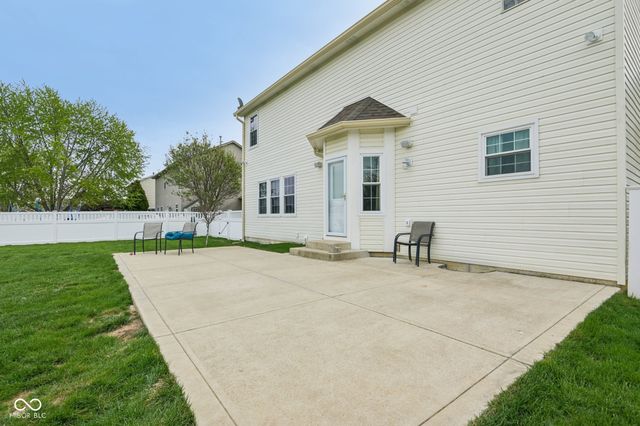 4476 W Easy Street, New Palestine, IN 46163