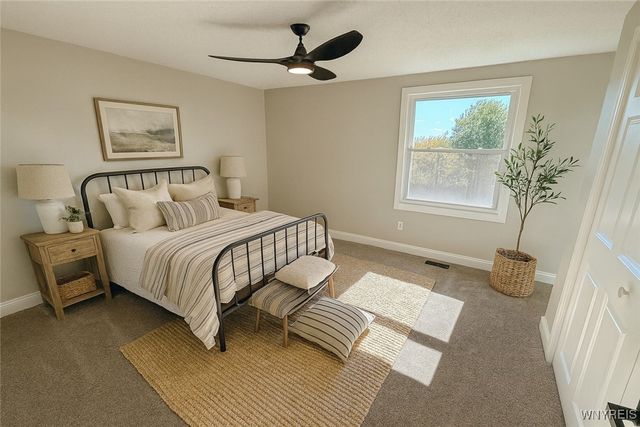 6588 Royal Parkway South, Lockport Town, NY 14094