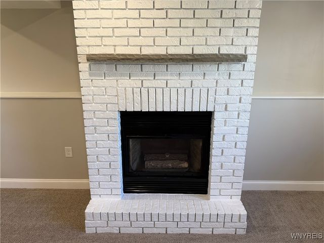 6588 Royal Parkway South, Lockport Town, NY 14094