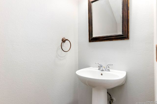 24626 Dawn Arrow, San Antonio, TX 78258