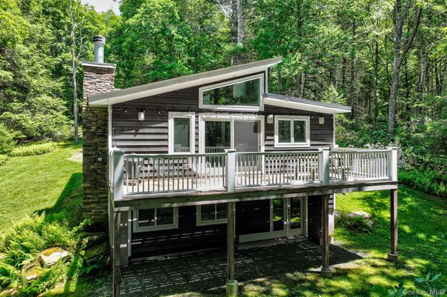265 Lake Ridge Road, Narrowsburg, NY 12764