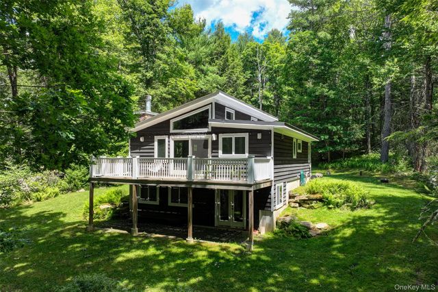 265 Lake Ridge Road, Narrowsburg, NY 12764