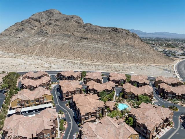 3975 North Hualapai Way 264, Las Vegas, NV 89129