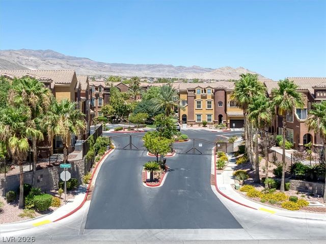 3975 North Hualapai Way 264, Las Vegas, NV 89129