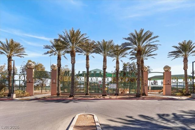 3975 North Hualapai Way 264, Las Vegas, NV 89129