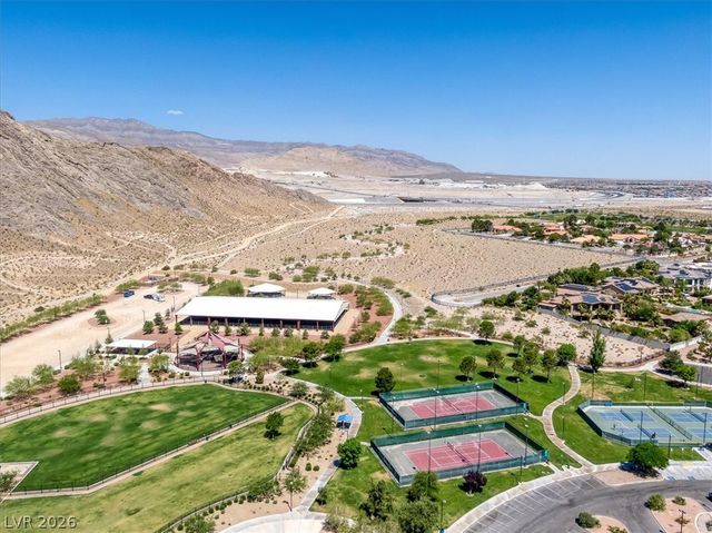 3975 North Hualapai Way 264, Las Vegas, NV 89129