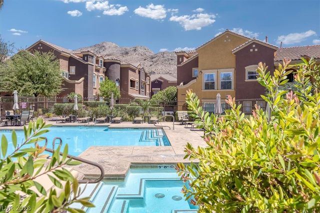 3975 North Hualapai Way 264, Las Vegas, NV 89129