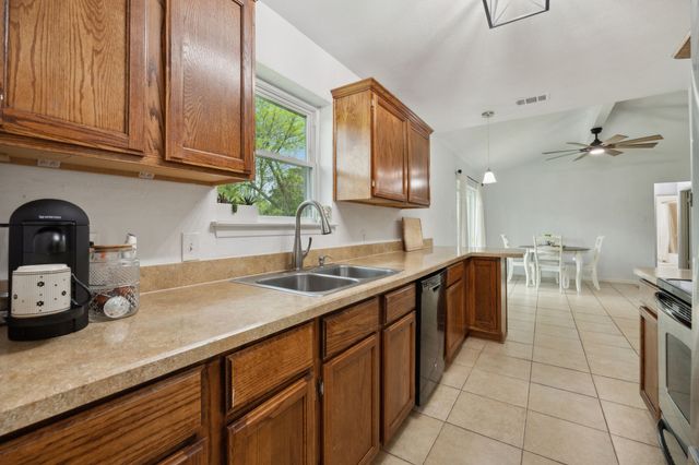1315 Aransas Drive, Euless, TX 76039