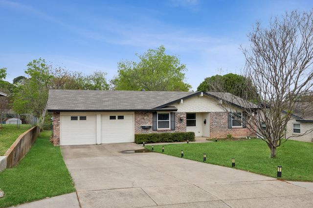 1315 Aransas Drive, Euless, TX 76039