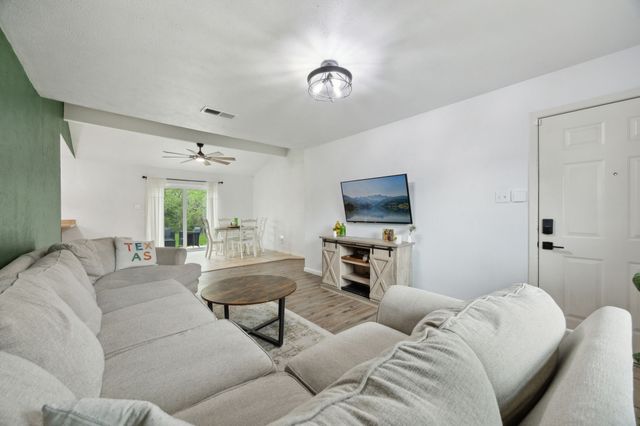 1315 Aransas Drive, Euless, TX 76039
