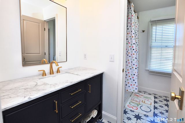 112 Gilbert Lane, South Windsor, CT 06074