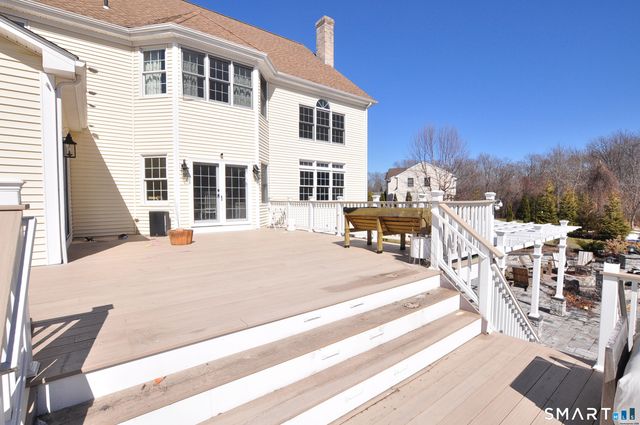 112 Gilbert Lane, South Windsor, CT 06074
