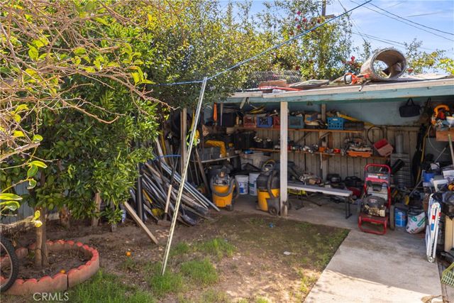 650 W 107th Street, Los Angeles, CA 90044