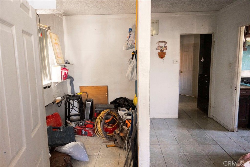 650 W 107th Street, Los Angeles, CA 90044 — photo 5