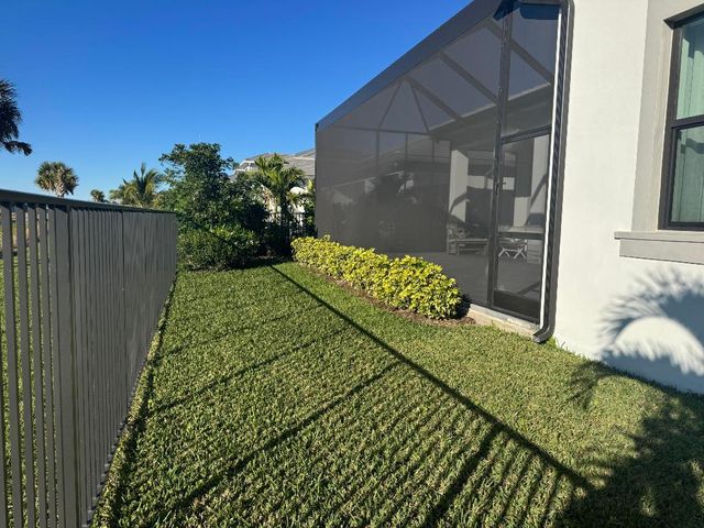 9933 Migration Point, Palm Beach Gardens, FL 33412