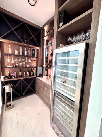 9933 Migration Point, Palm Beach Gardens, FL 33412