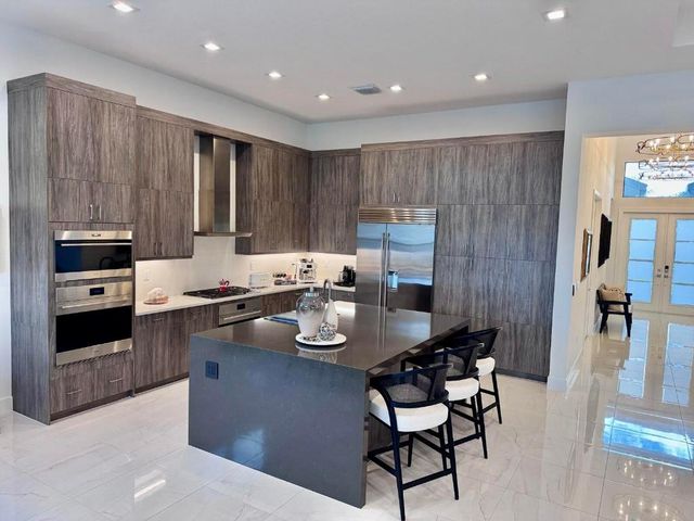 9933 Migration Point, Palm Beach Gardens, FL 33412