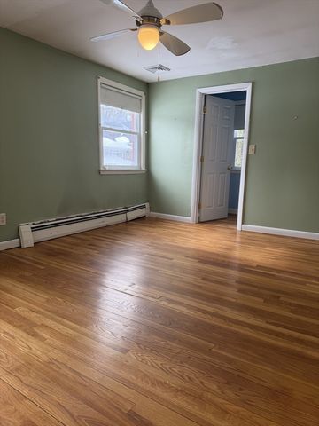 15 Calvin St, Braintree, MA 02184