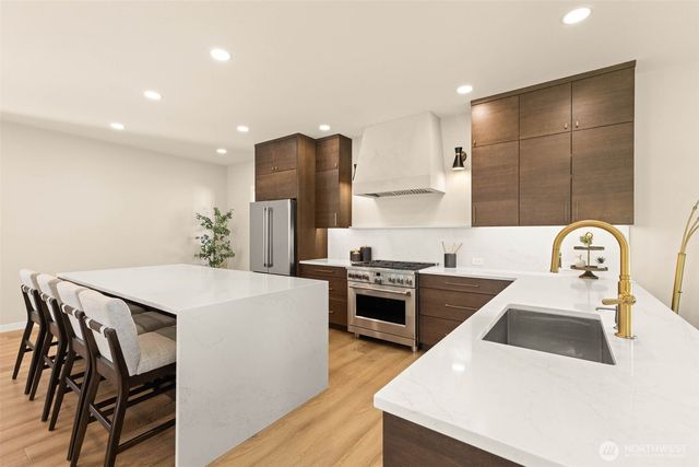 9415 139th Street Ct E, Puyallup, WA 98373