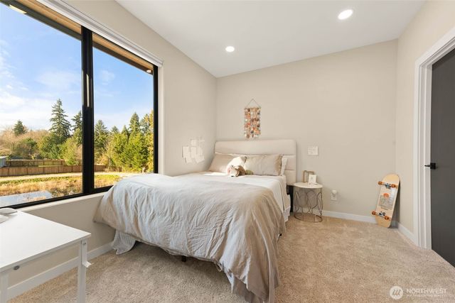 9415 139th Street Ct E, Puyallup, WA 98373