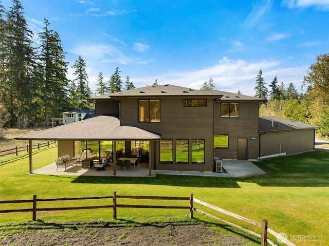 9415 139th Street Ct E, Puyallup, WA 98373