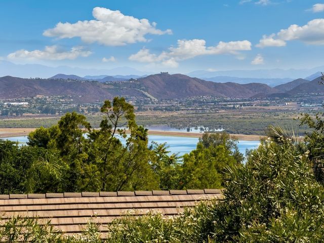 17247 Encina Drive, Lake Elsinore, CA 92530