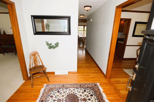 50588 Linden Grove Lane, Granger, IN 46530