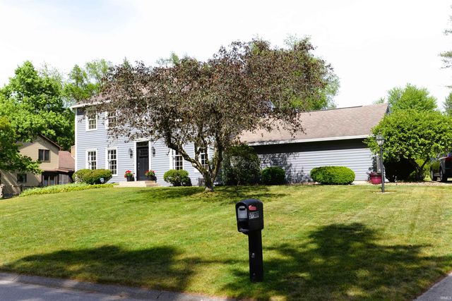 50588 Linden Grove Lane, Granger, IN 46530