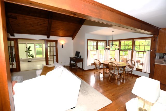 50588 Linden Grove Lane, Granger, IN 46530