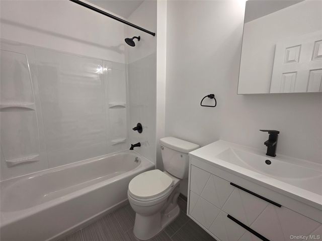 200 Deforest Road, Dix Hills, NY 11746