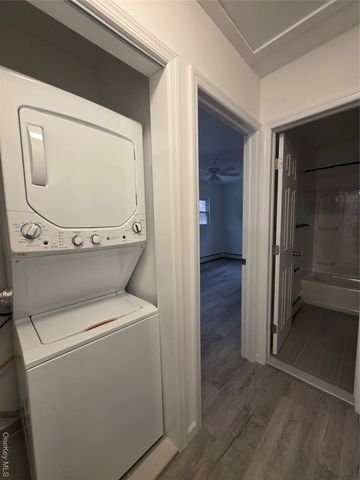 200 Deforest Road, Dix Hills, NY 11746