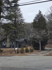 200 Deforest Road, Dix Hills, NY 11746