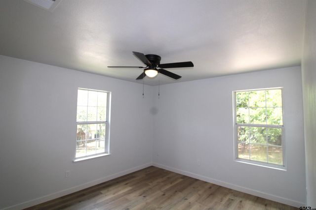 640 Callender Lake Dr, Murchison, TX 75778