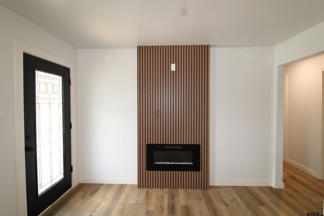 640 Callender Lake Dr, Murchison, TX 75778