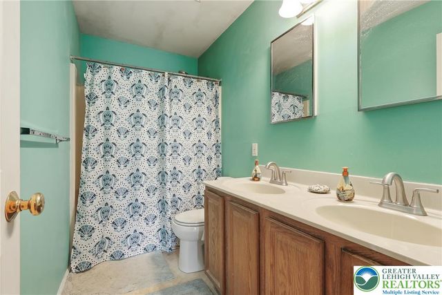 1170 Vera Drive, Easton, PA 18040