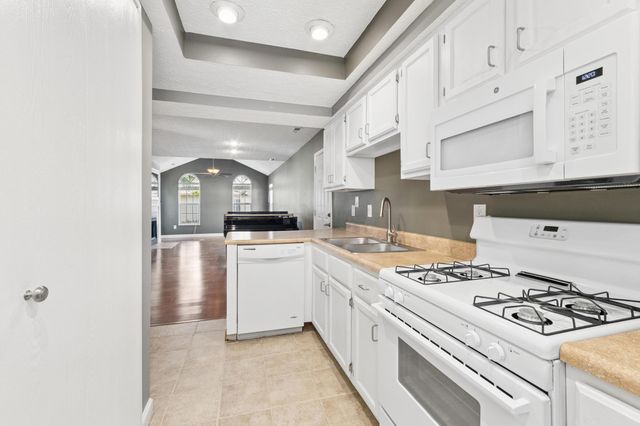 4990 Deer Forest Place, Westerville, OH 43081