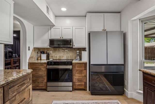 4248 N Colony Boulevard, The Colony, TX 75056