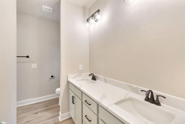 112 Brookridge Drive, Anderson, SC 29624