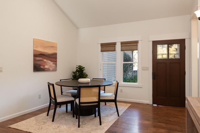 19085 NW Mt Hood Place, Bend, OR 97703