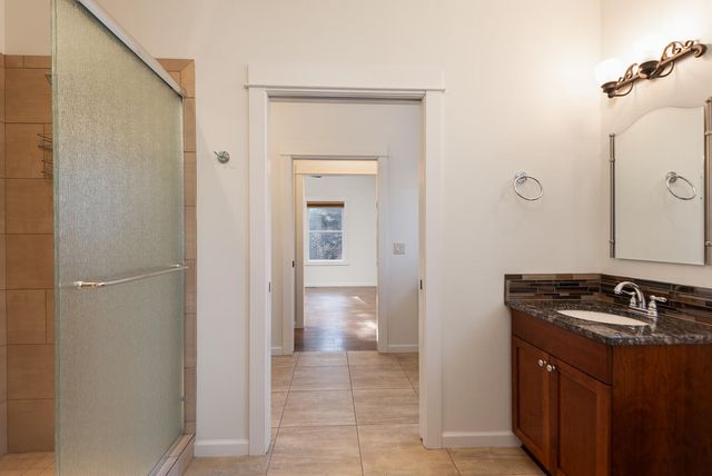 19085 NW Mt Hood Place, Bend, OR 97703