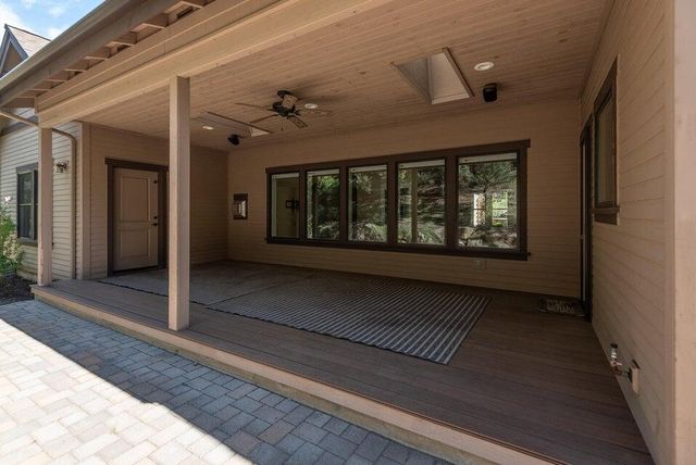 19085 NW Mt Hood Place, Bend, OR 97703