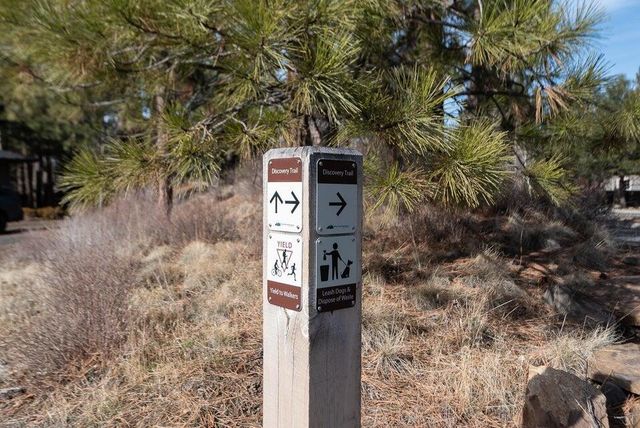 19085 NW Mt Hood Place, Bend, OR 97703