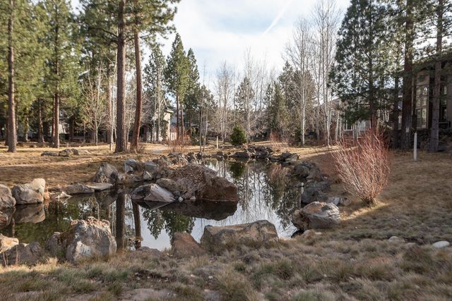 19085 NW Mt Hood Place, Bend, OR 97703