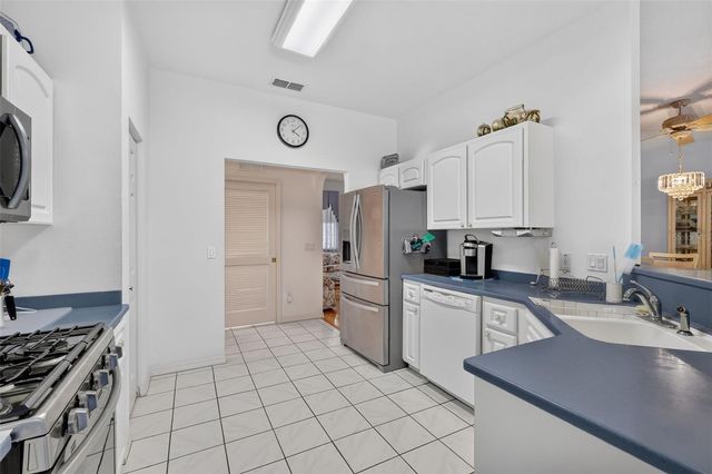 9667 SW 92ND PLACE ROAD, Ocala, FL 34481