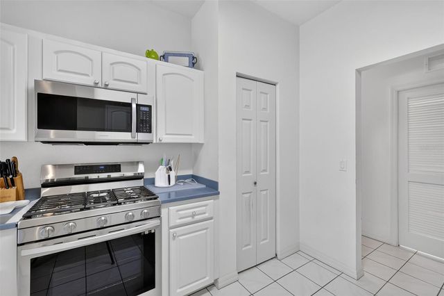9667 SW 92ND PLACE ROAD, Ocala, FL 34481