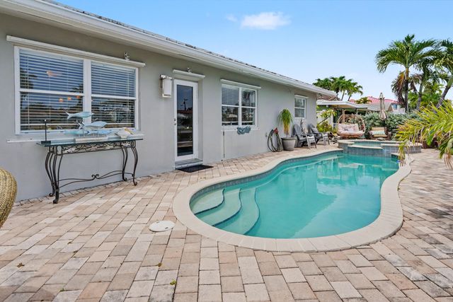2712 SE 13TH Court, Pompano Beach, FL 33062