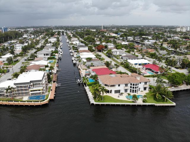 2712 SE 13TH Court, Pompano Beach, FL 33062