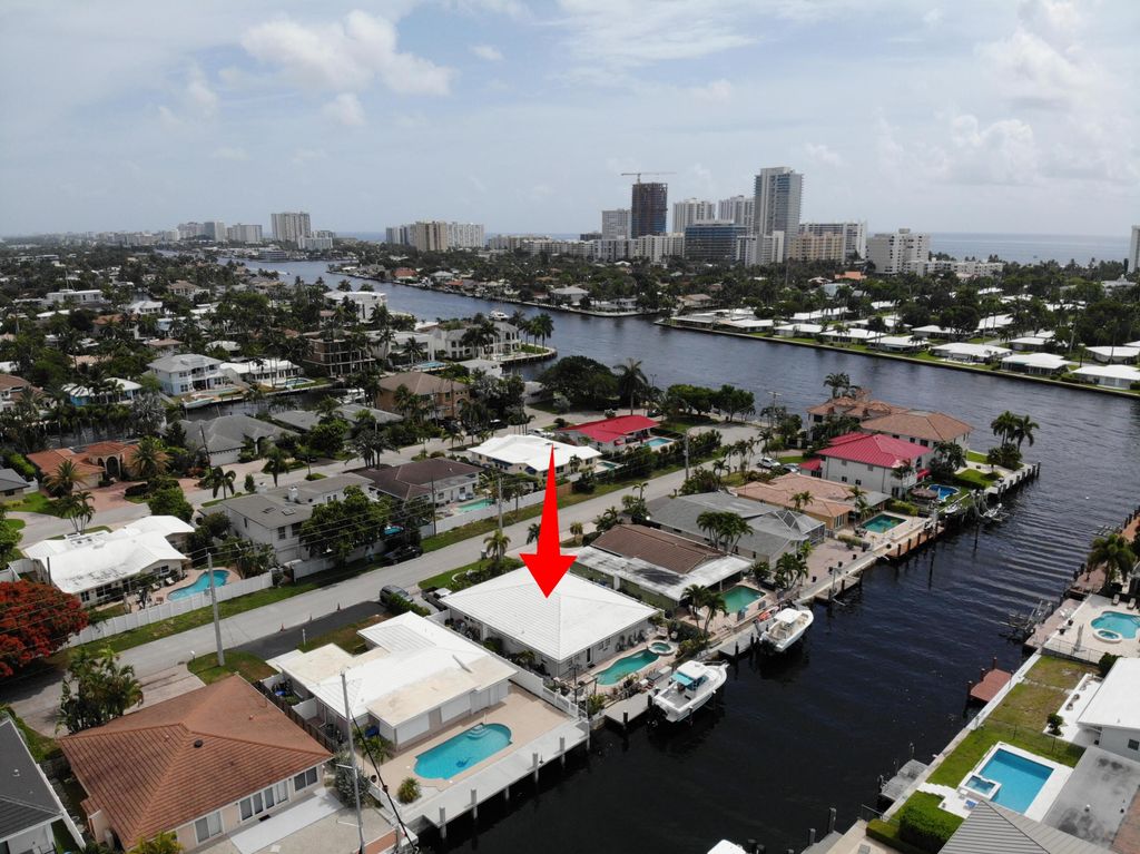 2712 SE 13TH Court, Pompano Beach, FL 33062