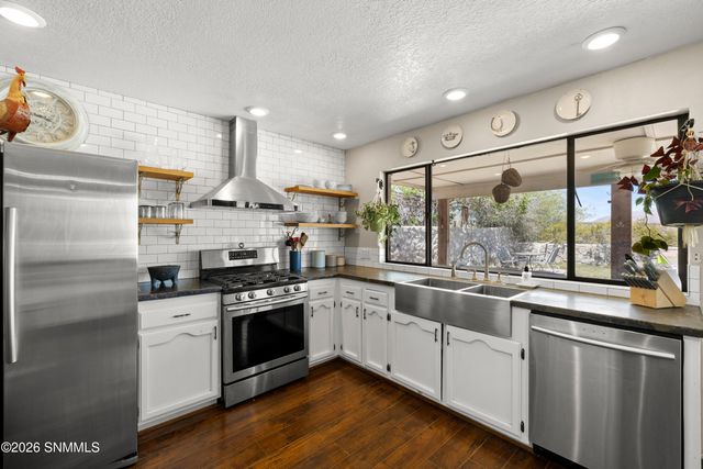 1655 Candlelight Drive, Las Cruces, NM 88011