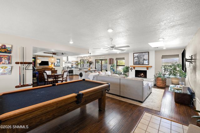 1655 Candlelight Drive, Las Cruces, NM 88011